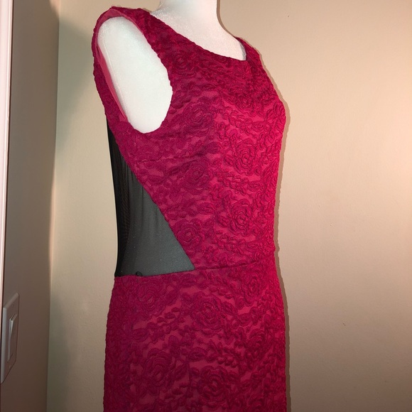 NWT DRESS - Picture 2 of 5